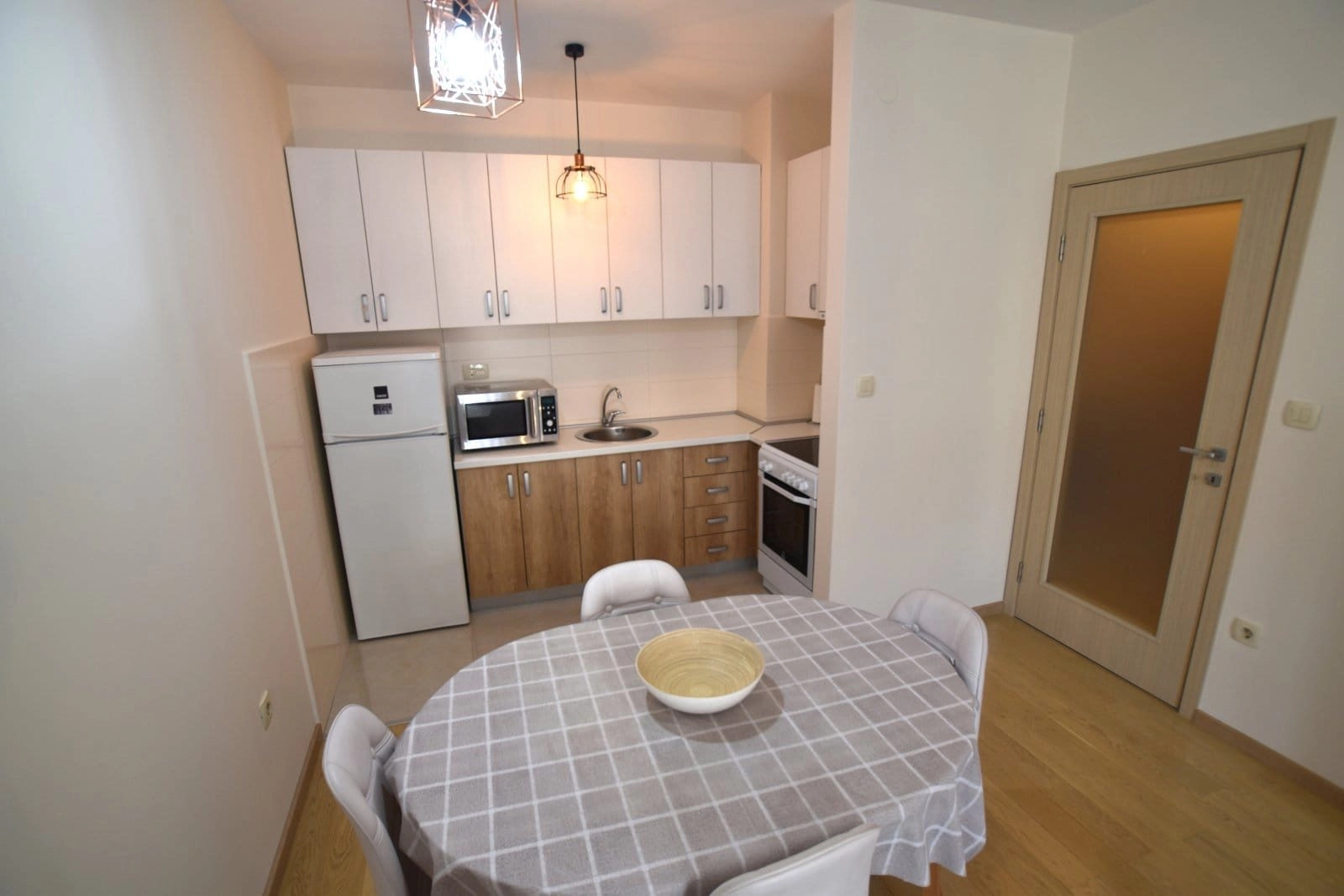 Jednosoban-stan-u-City-kvartu-Podgorica-7 Izdavanje: Jednosoban stan 46 m² – City kvart, Podgorica — fotografija 8