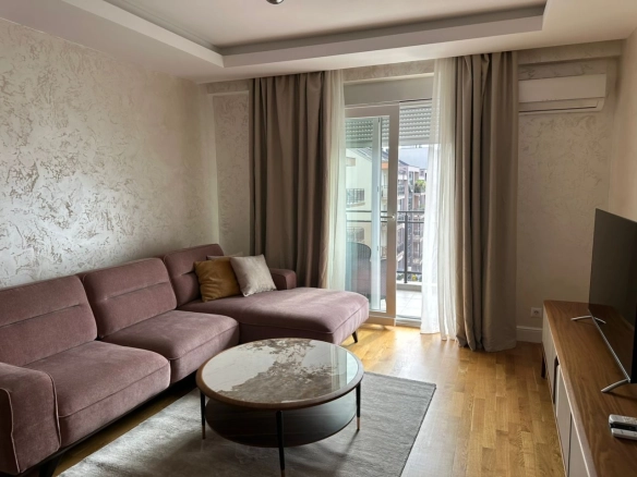 Izdavanje: Dvosoban stan 74 m² – Ljubović, Podgorica — fotografija 3