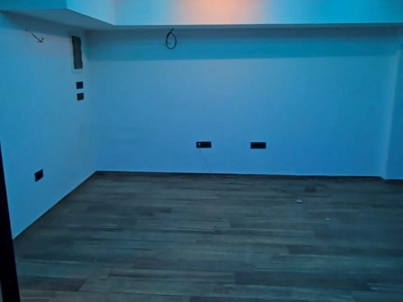 Izdavanje: Poslovni prostor 400 m² – Centar, Podgorica — fotografija 7