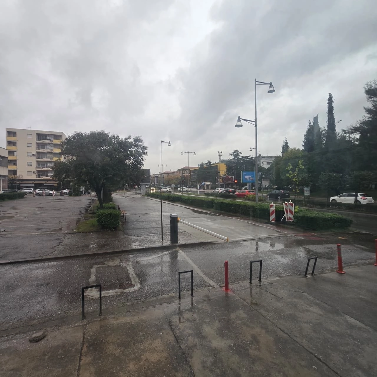 Poslovni-prostor-125-m²-u-centru-Podgorice-10 Izdavanje: Poslovni prostor 125 m² – Centar, Podgorica — fotografija 11