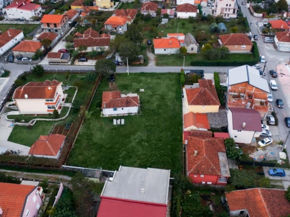 Plac 1.475 m² – Tološi, Podgorica — fotografija 2