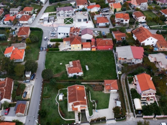 Plac 1.475 m² – Tološi, Podgorica — fotografija 3