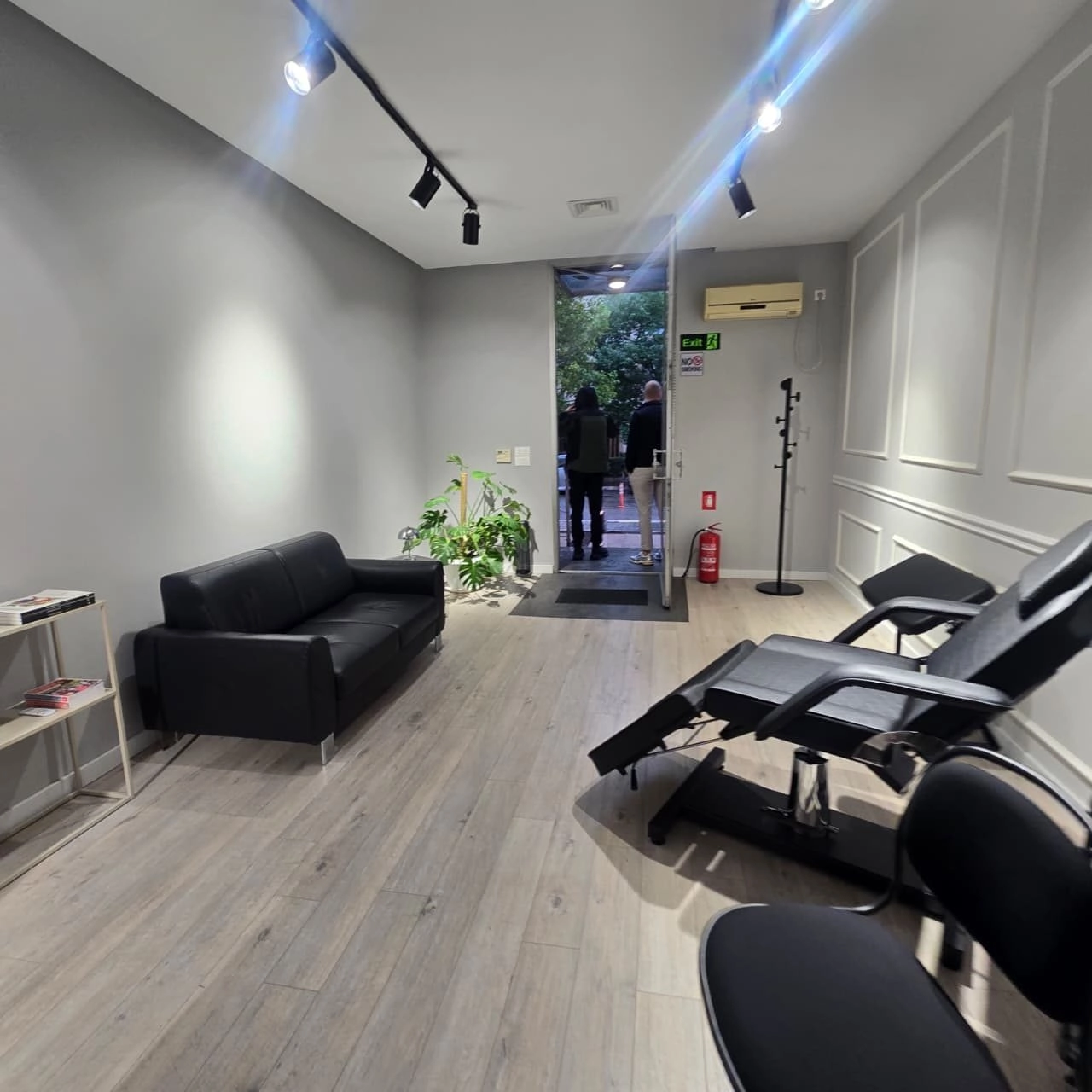 Izdavanje: Poslovni prostor 55 m² – Centar, Podgorica — fotografija 2