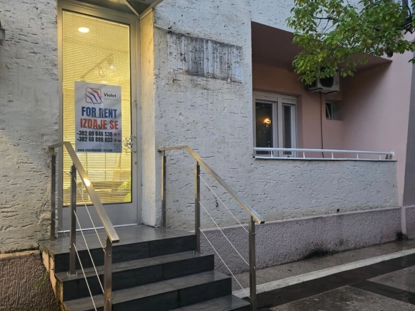 Izdavanje: Poslovni prostor 55 m² – Centar, Podgorica — fotografija 8