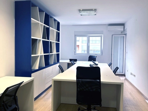 Izdavanje: Trosoban stan 75 m² – City kvart, Podgorica — fotografija 3