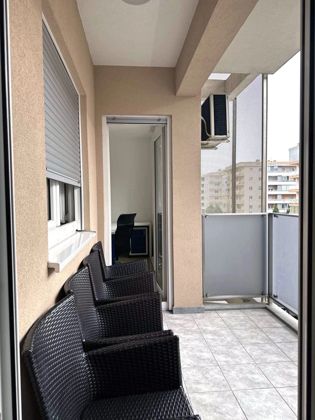 Izdavanje: Trosoban stan 75 m² – City kvart, Podgorica — fotografija 11
