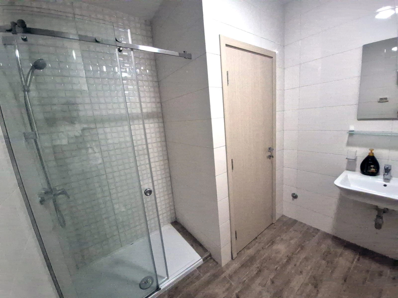 Izdavanje: Trosoban stan 75 m² – City kvart, Podgorica — fotografija 13