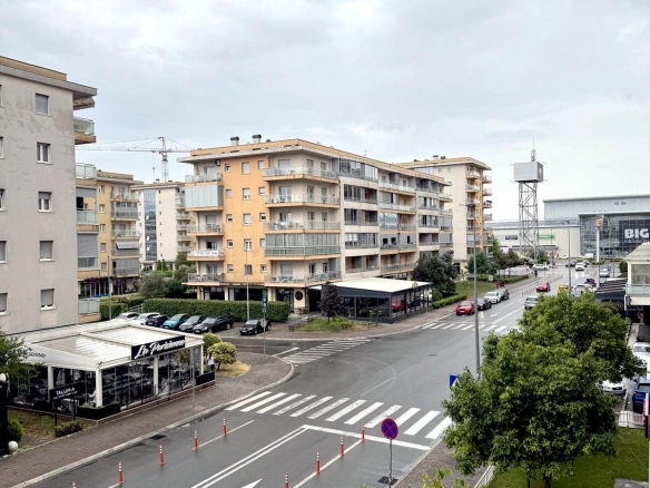 Izdavanje: Trosoban stan 75 m² – City kvart, Podgorica — fotografija 15