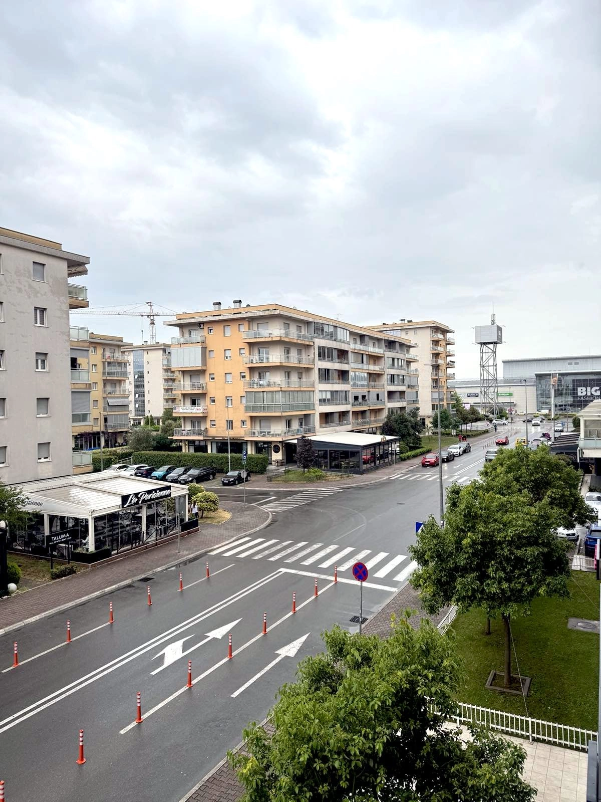 Izdavanje: Trosoban stan 75 m² – City kvart, Podgorica — fotografija 15