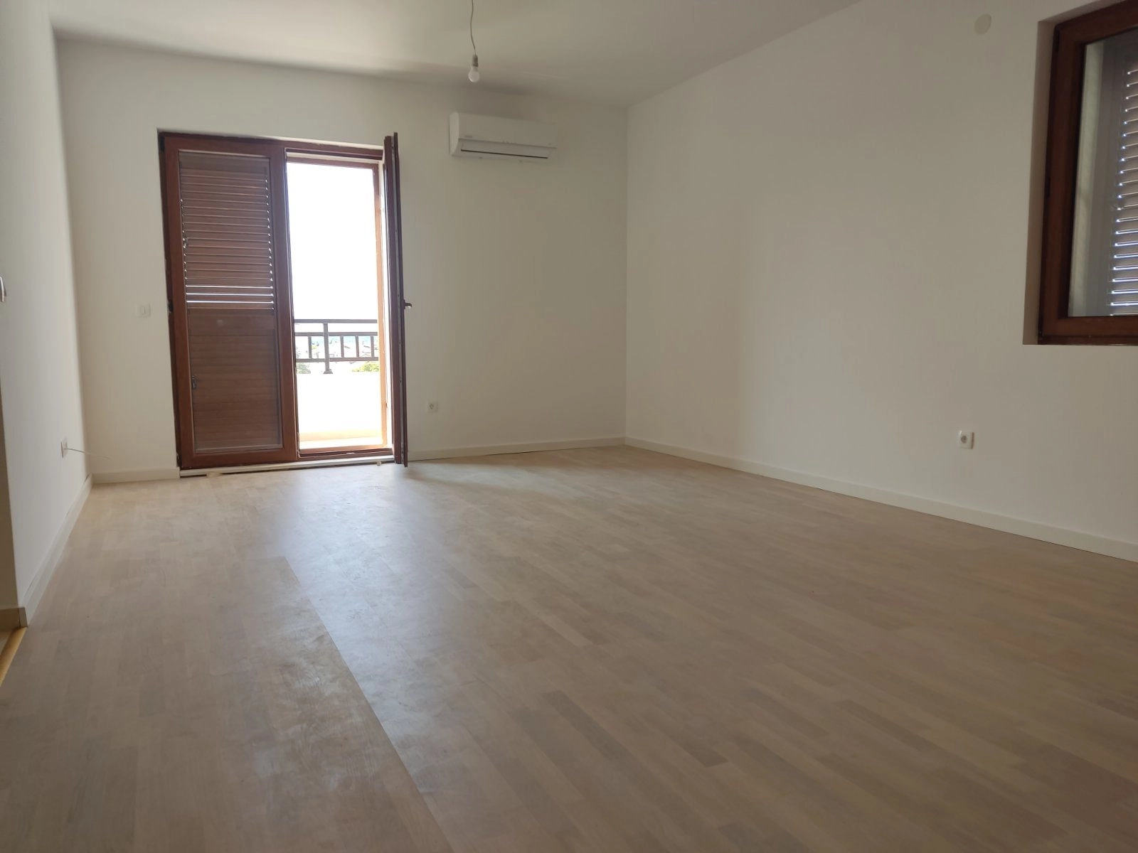 Trosoban stan 217 m² – Mažina, Tivat — fotografija 4