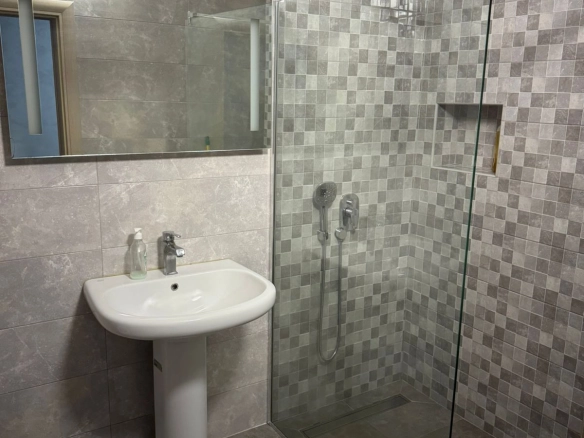 Izdavanje: Dvosoban stan 80 m² – Stari aerodrom, Podgorica — fotografija 5