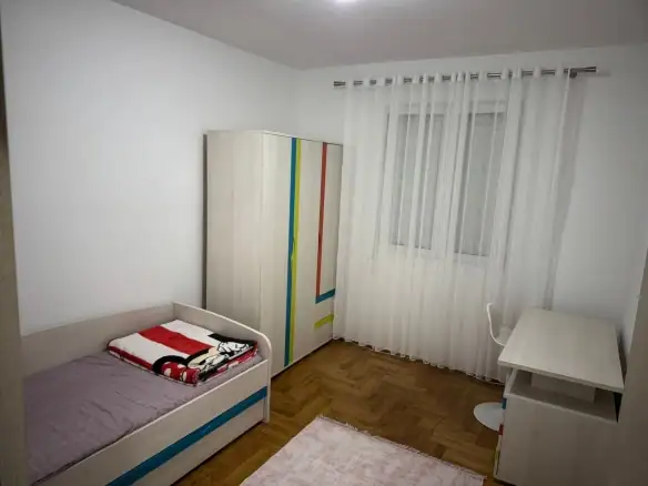 Izdavanje: Dvosoban stan 80 m² – Stari aerodrom, Podgorica — fotografija 6