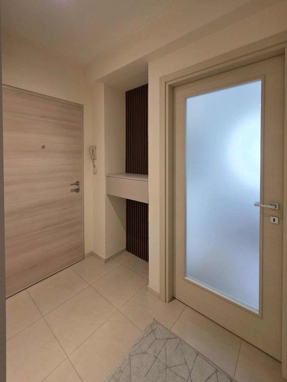 Dvosoban-stan-u-Zabjelu-Podgorica-1 Izdavanje: Dvosoban stan 53 m² – Zabjelo, Podgorica — fotografija 2
