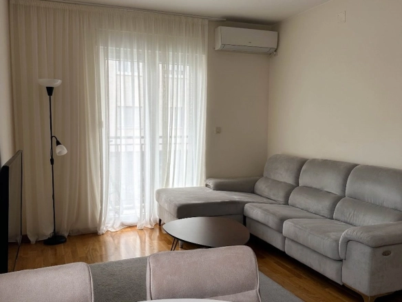 Izdavanje: Dvosoban stan 53 m² – Zabjelo, Podgorica — fotografija 9