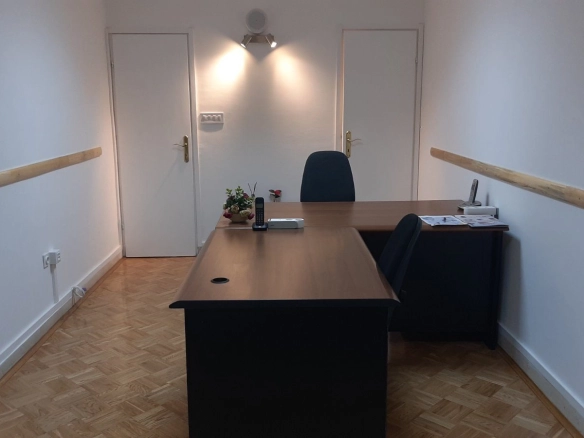 Izdavanje: Poslovni prostor 20 m² – Blok 5, Podgorica — fotografija 8