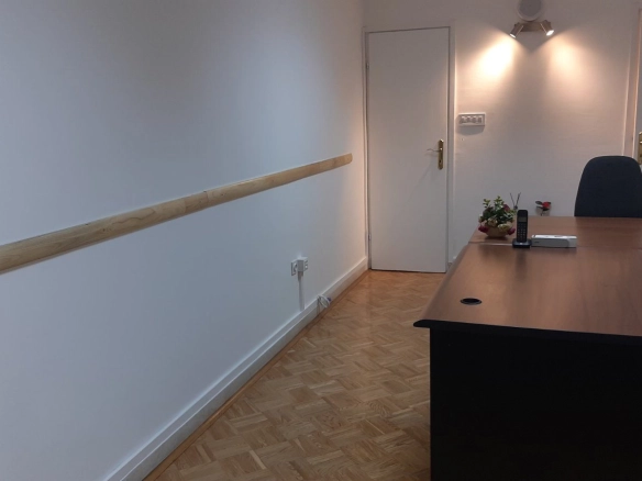 Izdavanje: Poslovni prostor 20 m² – Blok 5, Podgorica — fotografija 9
