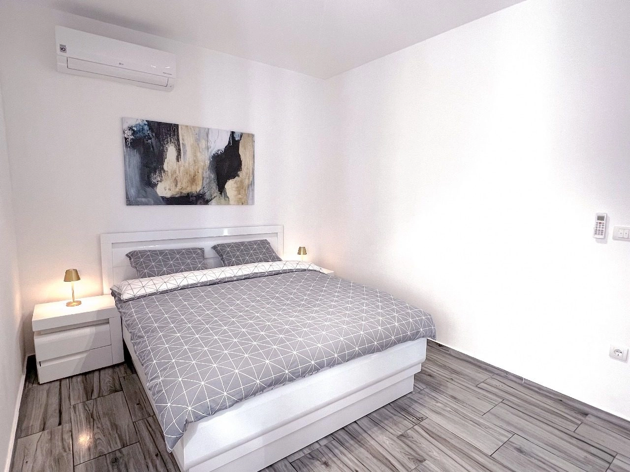 Jednosoban-stan-sa-bazenom-u-Mazini-Tivat-9 Jednosoban stan 55 m² – Mažina, Tivat — fotografija 10