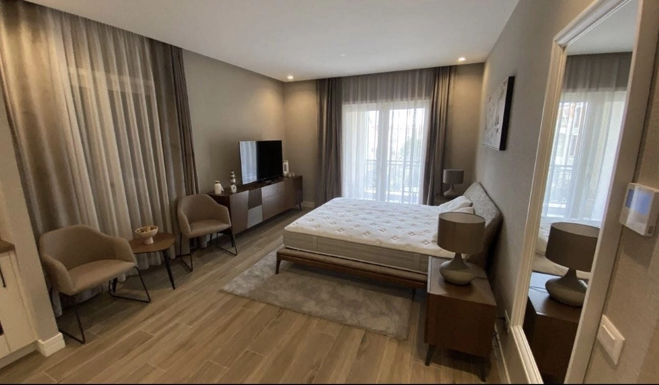 Namjestena-garsonjera-sa-vrtom-Radovici-Tivat-1 Garsonjera 62 m² – Radovići, Tivat — fotografija 2