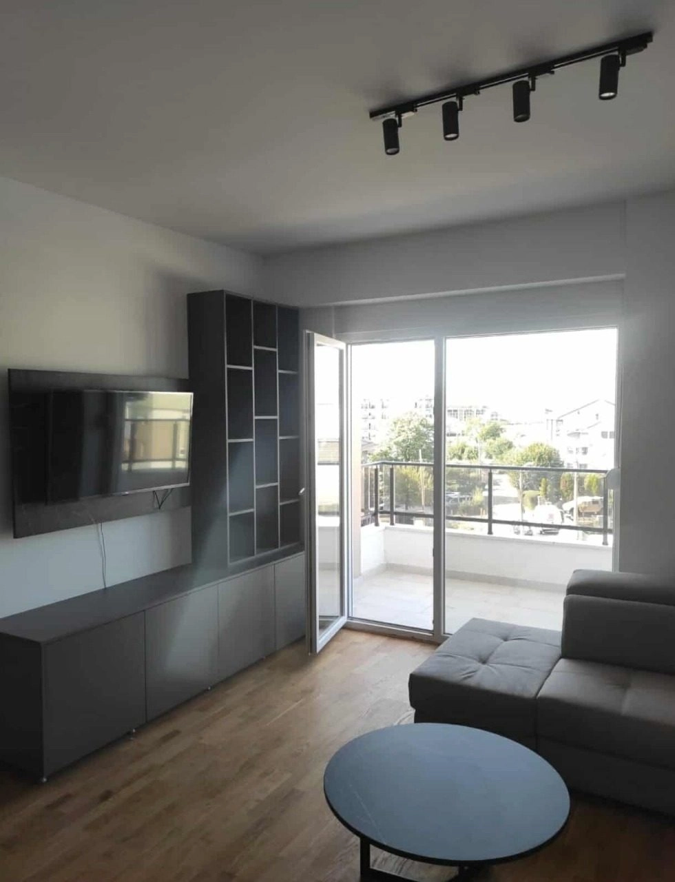 Izdavanje: Dvosoban stan 652 m² – Zabjelo, Podgorica — fotografija 6