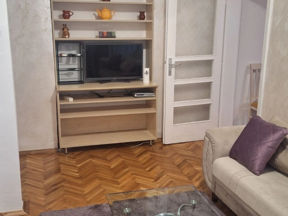Izdavanje: Jednosoban stan 38 m² – Centar, Podgorica — fotografija 2