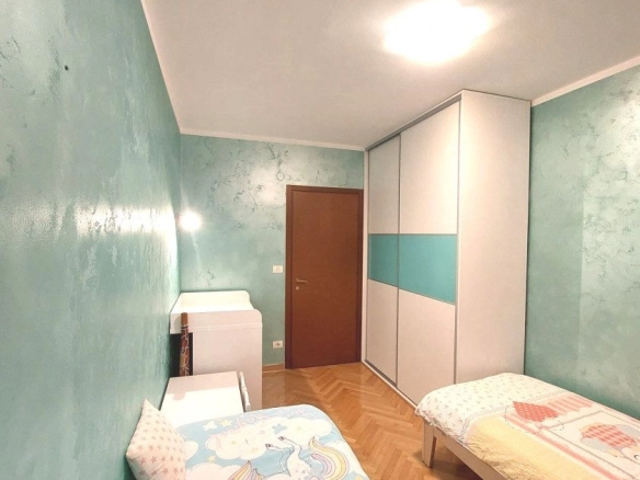 Izdavanje: Dvosoban stan 88 m² – City kvart, Podgorica — fotografija 3