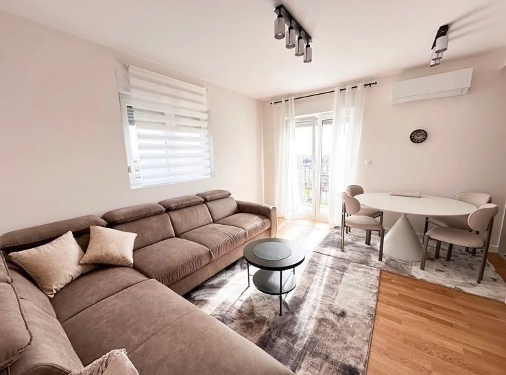 Izdavanje: Dvosoban stan 60 m² – Pobrežje, Podgorica — fotografija 3
