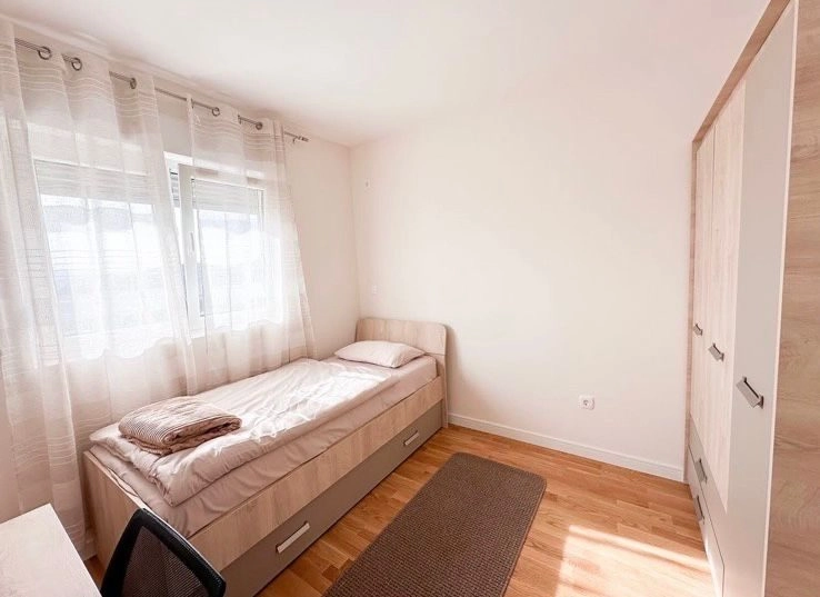 Izdavanje: Dvosoban stan 60 m² – Pobrežje, Podgorica — fotografija 10