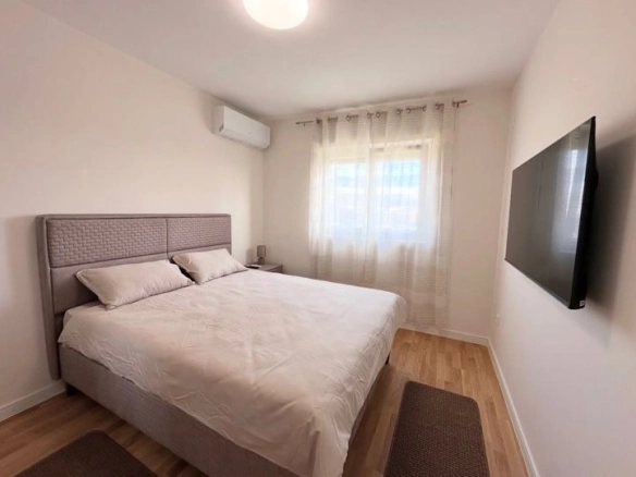 Izdavanje: Dvosoban stan 60 m² – Pobrežje, Podgorica — fotografija 12