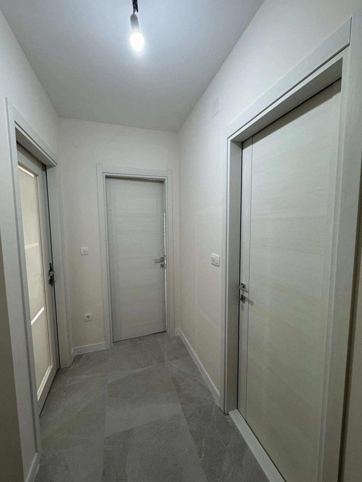 Jednosoban-stan-Central-Point-Podgorica-1 Izdavanje: Jednosoban stan 492 m² – Central Point, Podgorica — fotografija 2