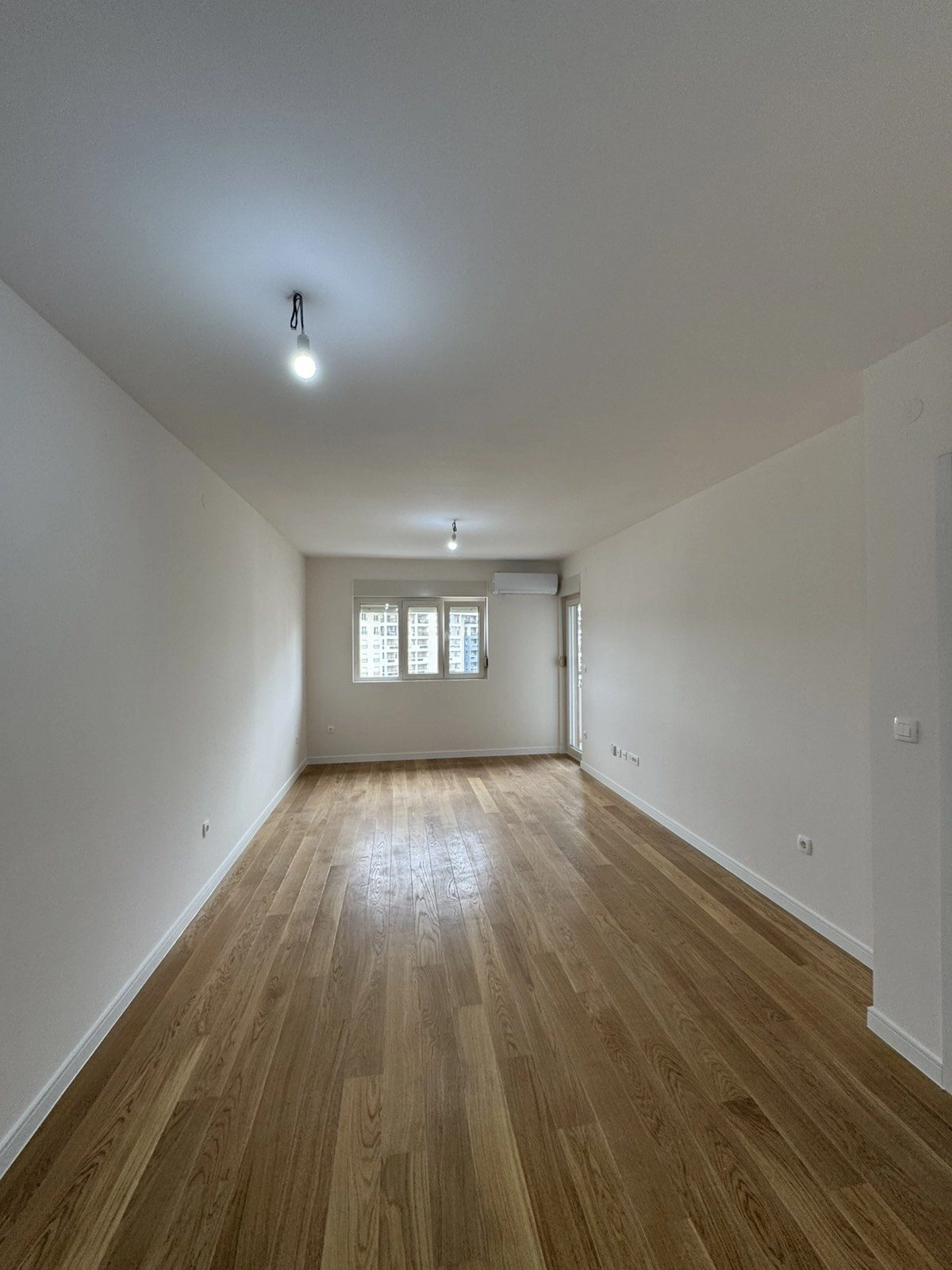 Jednosoban-stan-Central-Point-Podgorica-3 Izdavanje: Jednosoban stan 492 m² – Central Point, Podgorica — fotografija 4