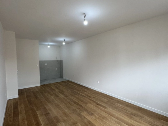 Izdavanje: Jednosoban stan 492 m² – Central Point, Podgorica — fotografija 6
