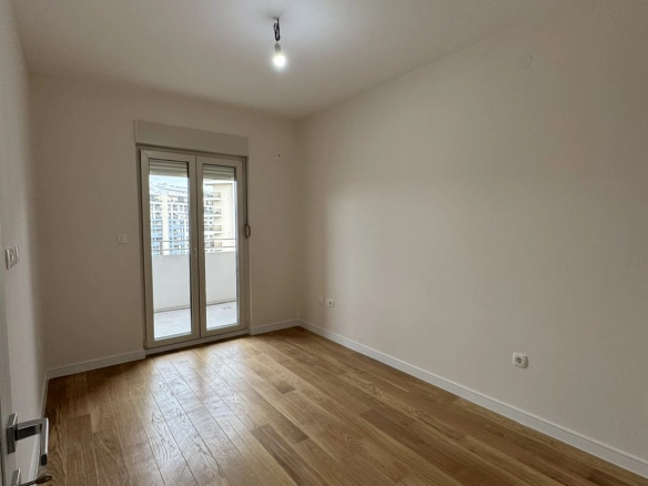 Izdavanje: Jednosoban stan 492 m² – Central Point, Podgorica — fotografija 12