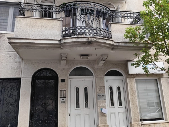 Izdavanje: Poslovni prostor 33 m² – Centar, Podgorica — fotografija 2