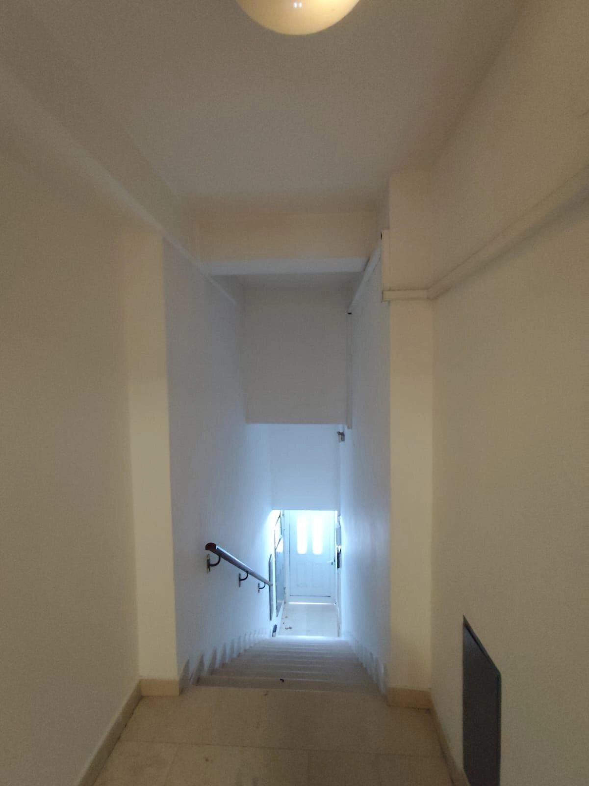 Izdavanje: Poslovni prostor 33 m² – Centar, Podgorica — fotografija 4