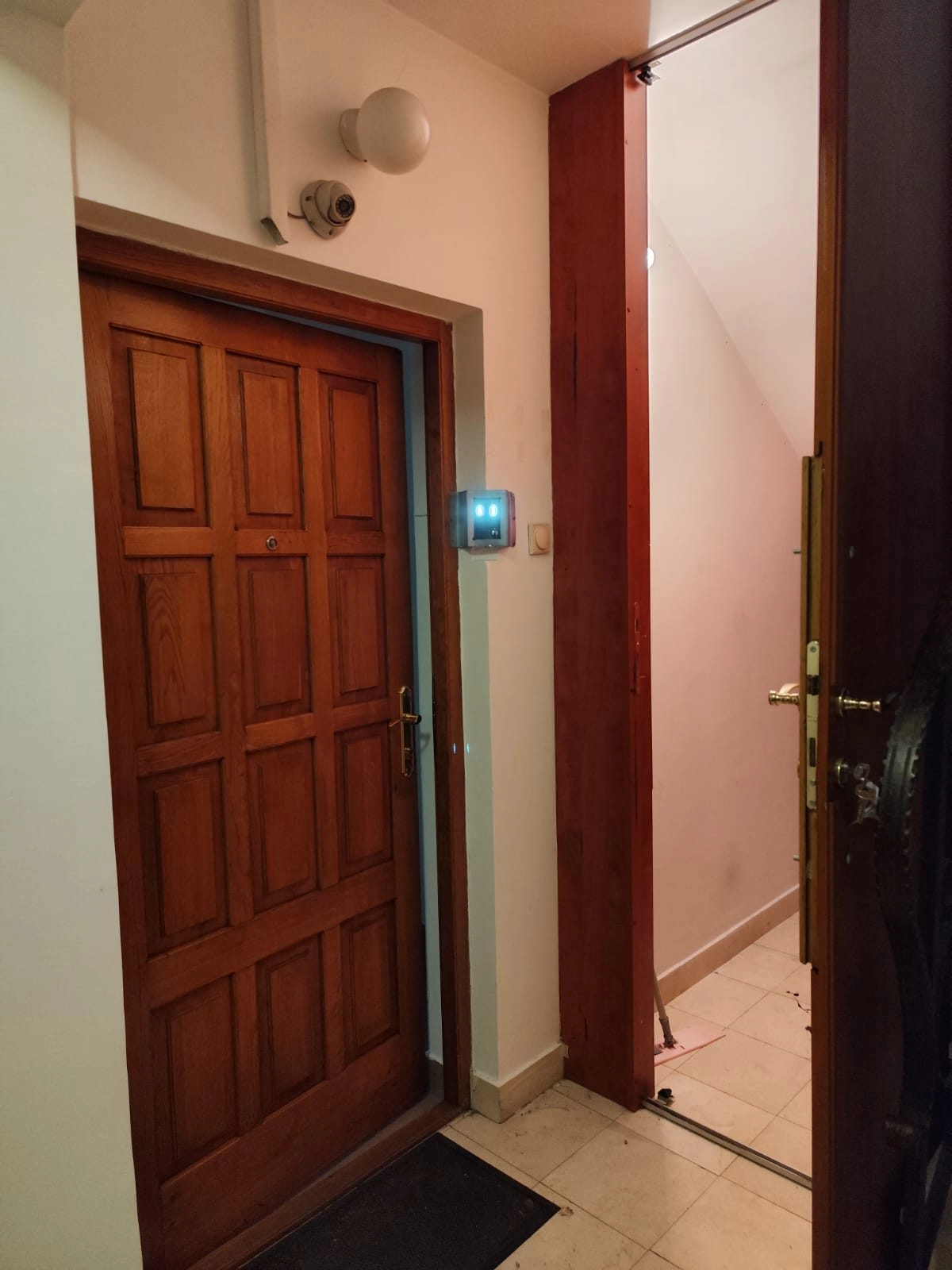 Izdavanje: Poslovni prostor 33 m² – Centar, Podgorica — fotografija 6