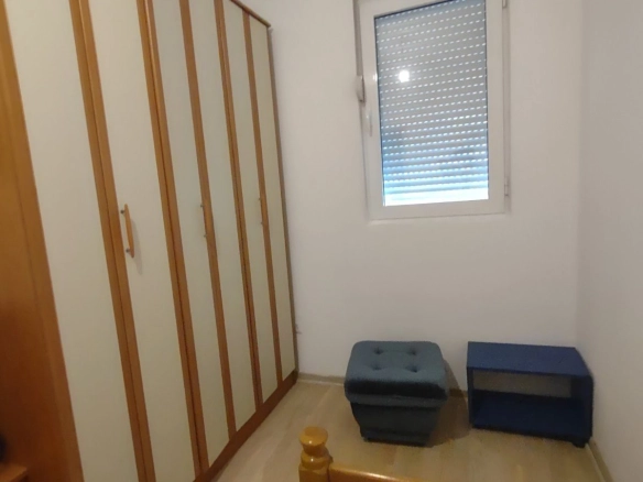 Izdavanje: Dvosoban stan 50 m² – City kvart, Podgorica — fotografija 4