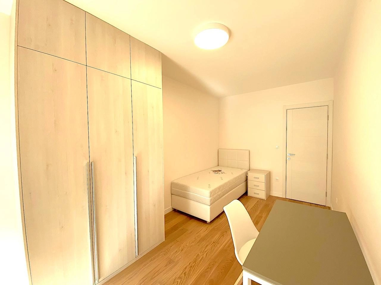 Izdavanje: Dvosoban stan 70 m² – Central Point, Podgorica — fotografija 3