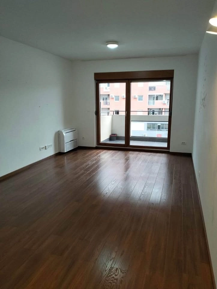 Dvosoban-stan-u-Master-kvartu-Podgorica-2 Izdavanje: Dvosoban stan 69 m² – Master kvart, Podgorica — fotografija 3