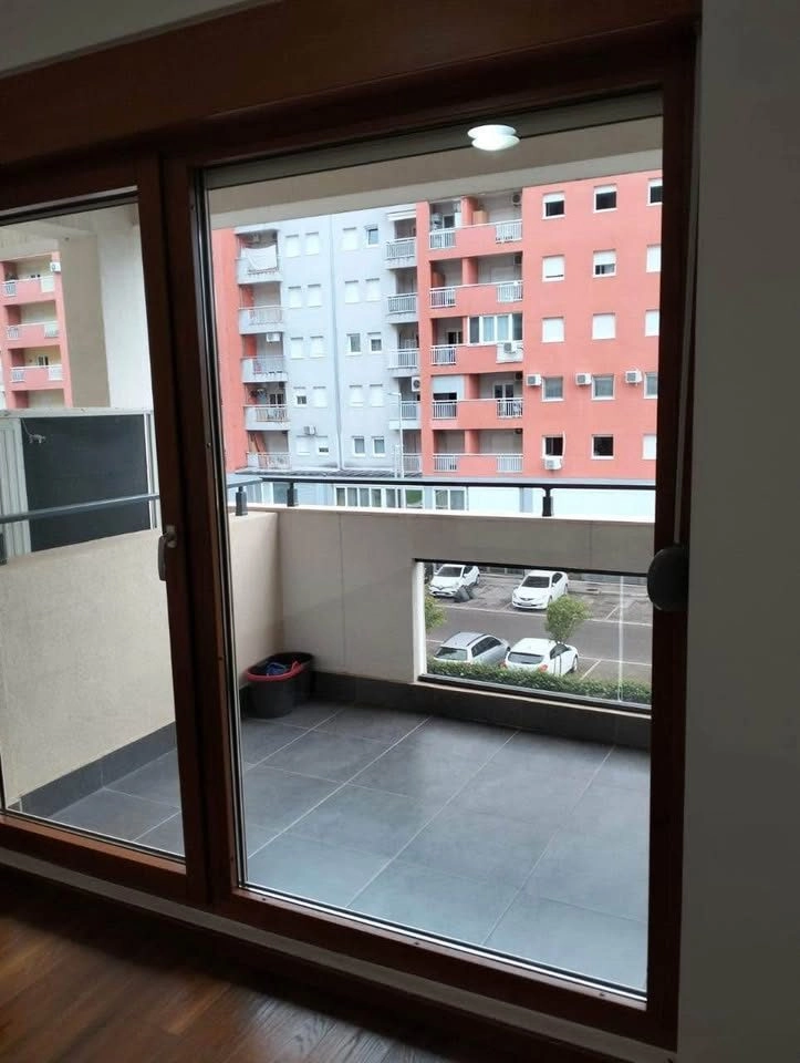 Dvosoban-stan-u-Master-kvartu-Podgorica-3 Izdavanje: Dvosoban stan 69 m² – Master kvart, Podgorica — fotografija 4