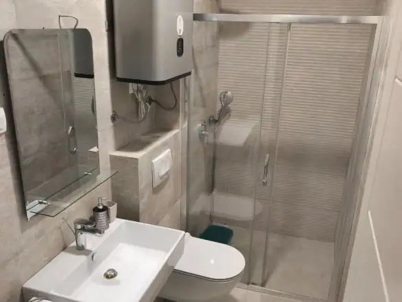 Izdavanje: Garsonjera 30 m² – Gorica C, Podgorica — fotografija 4