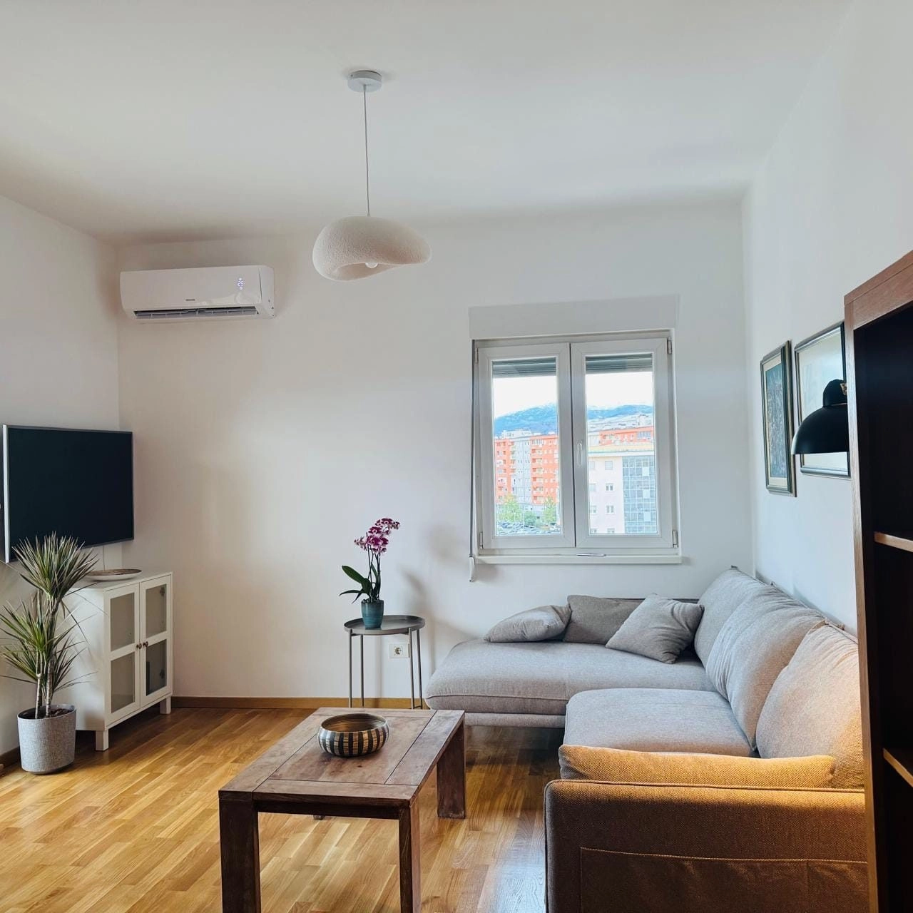Izdavanje: Jednosoban stan 53 m² – City kvart, Podgorica — fotografija 2