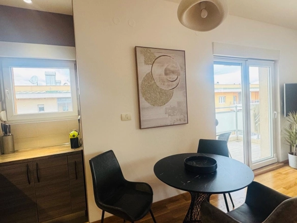 Izdavanje: Jednosoban stan 53 m² – City kvart, Podgorica — fotografija 3