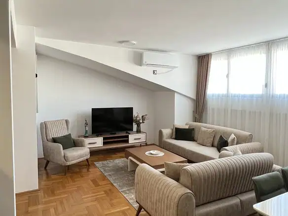 Izdavanje: Jednosoban stan 71 m² – Stari aerodrom, Podgorica — fotografija 4