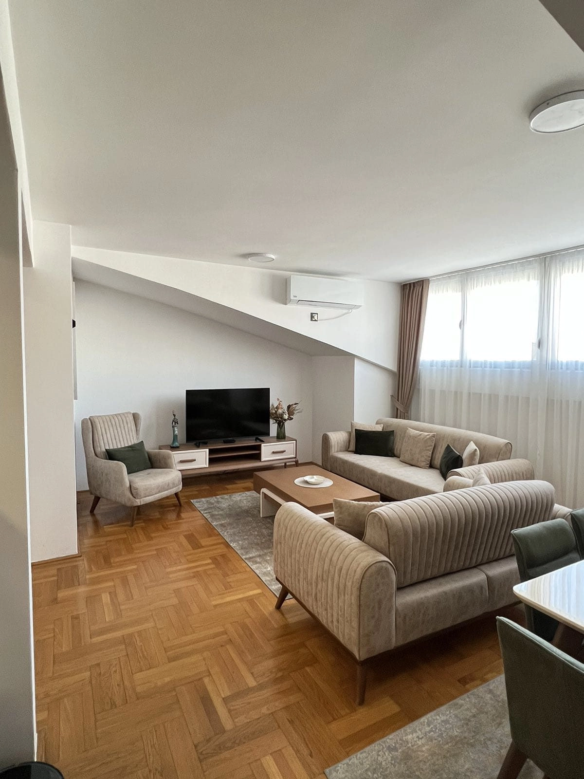 Jednosoban-stan-Stari-aerodrom-Podgorica-3 Izdavanje: Jednosoban stan 71 m² – Stari aerodrom, Podgorica — fotografija 4