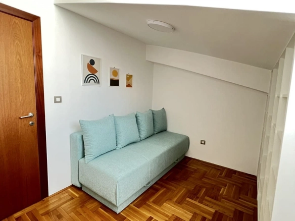 Izdavanje: Jednosoban stan 71 m² – Stari aerodrom, Podgorica — fotografija 11