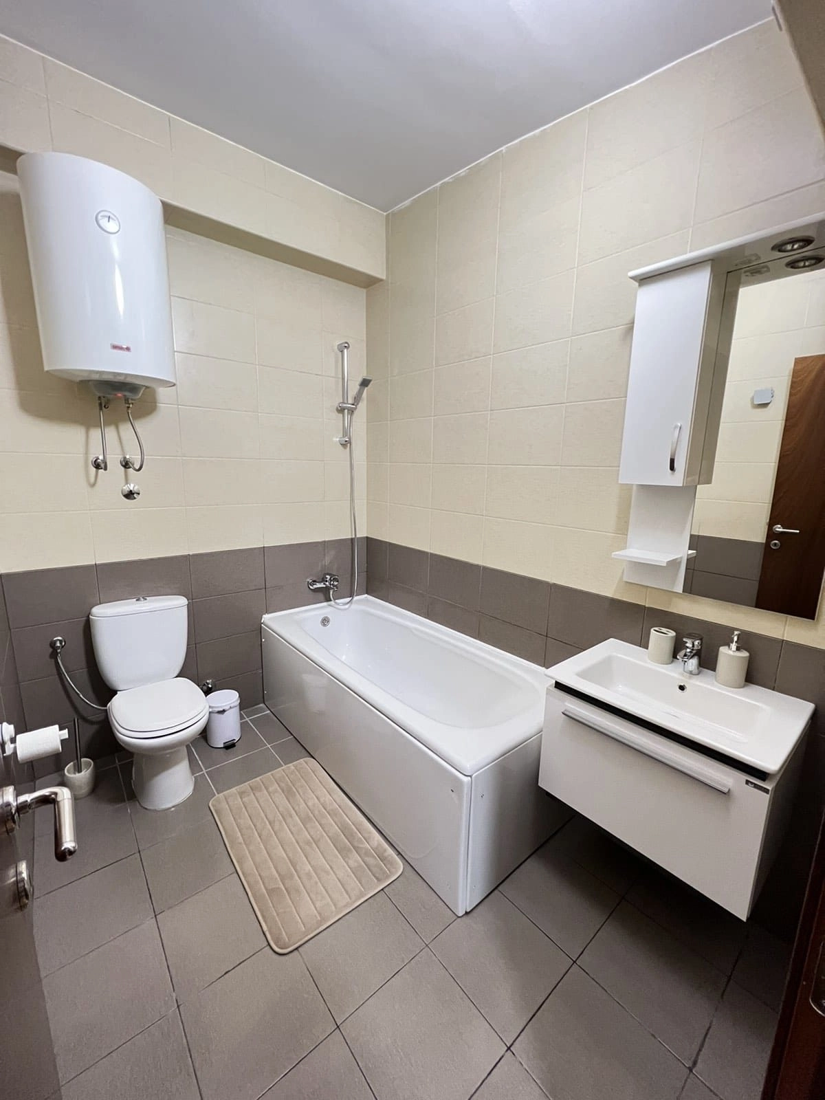 Jednosoban-stan-Stari-aerodrom-Podgorica-11 Izdavanje: Jednosoban stan 71 m² – Stari aerodrom, Podgorica — fotografija 12
