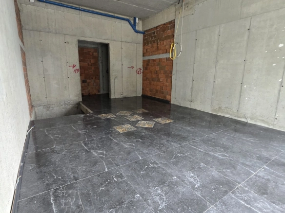 Izdavanje: Poslovni prostor 94 m² – Central Point, Podgorica — fotografija 5