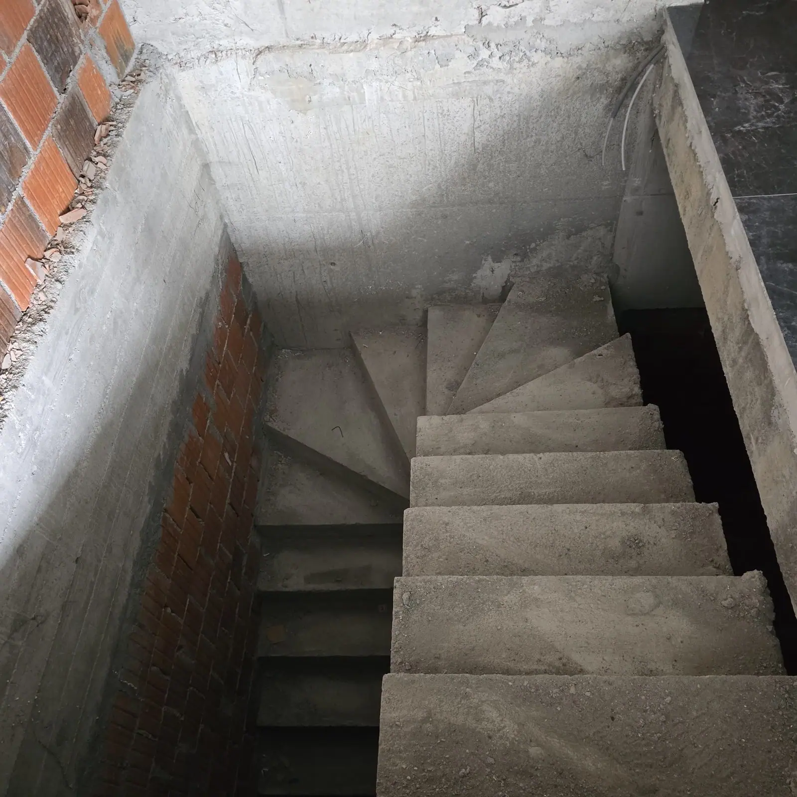 Izdavanje: Poslovni prostor 94 m² – Central Point, Podgorica — fotografija 9