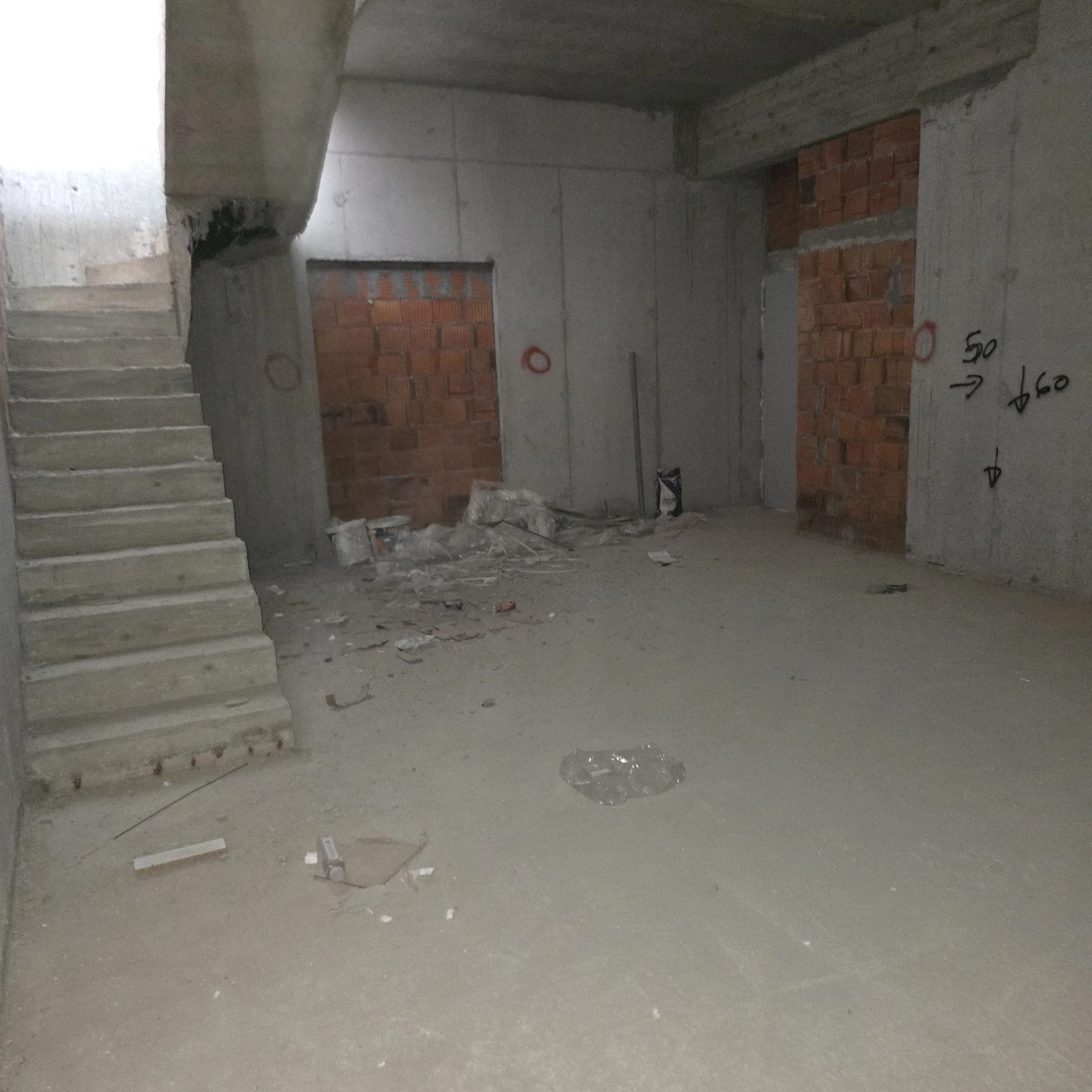 Izdavanje: Poslovni prostor 94 m² – Central Point, Podgorica — fotografija 11