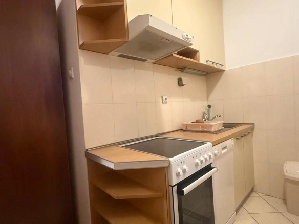 Izdavanje: Garsonjera 28 m² – Zabjelo, Podgorica — fotografija 8